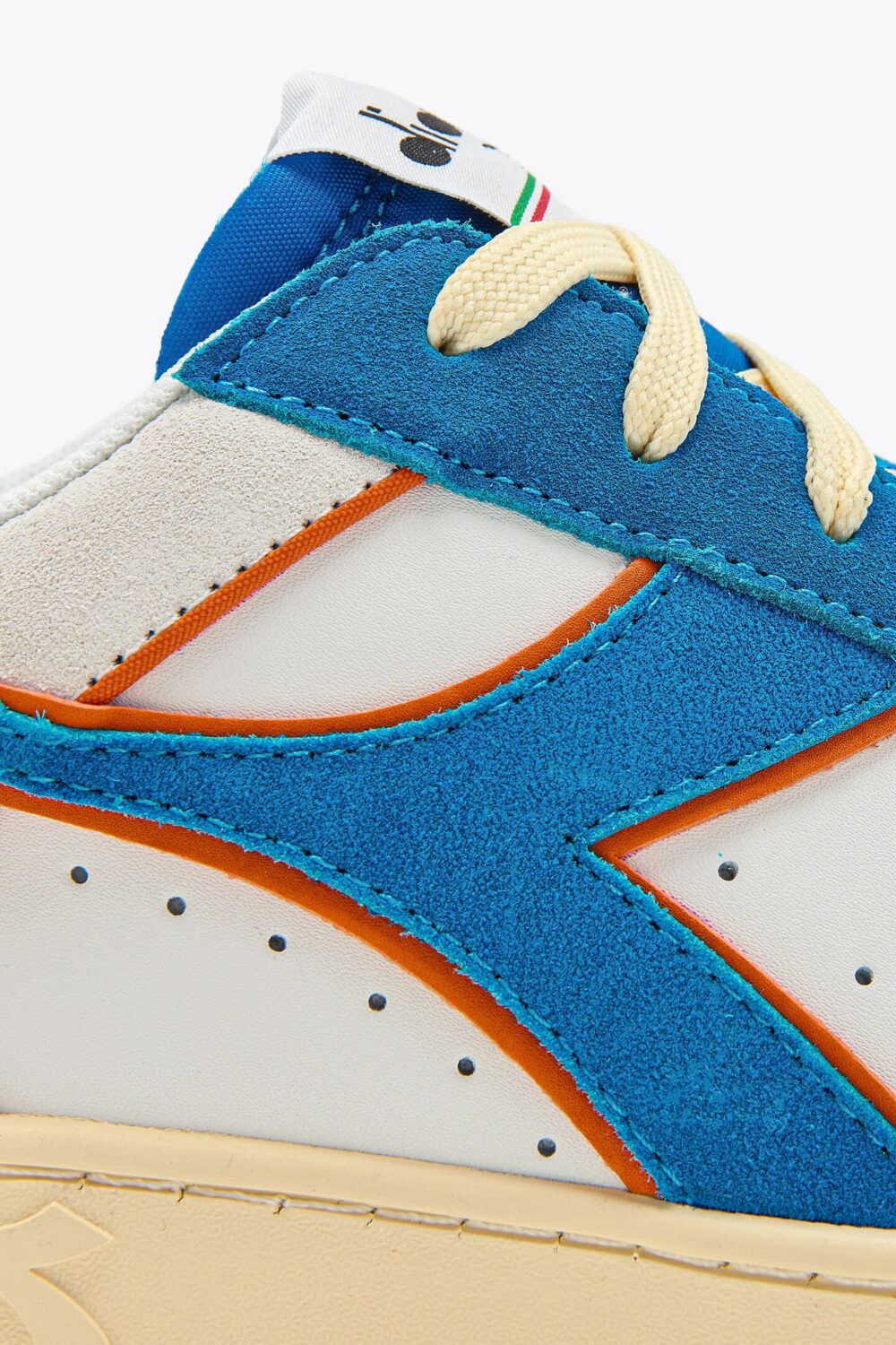 Sneakers Diadora magic basket low suede leather Azzurro - Foto 4