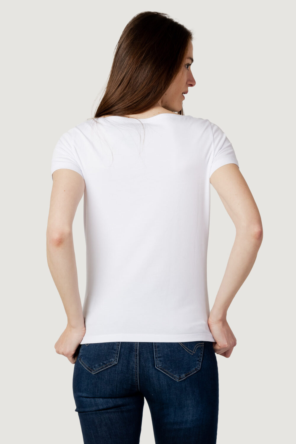 T-shirt EA7 logo corsivo Bianco - Foto 4