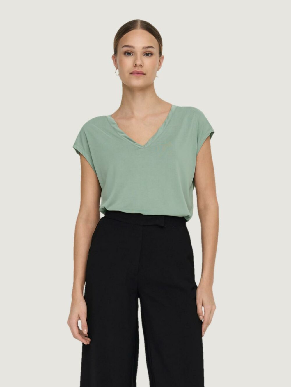 T-shirt Only onlfree s/s modal v-neck top jrs noos VERDE SALVIA - Foto 1