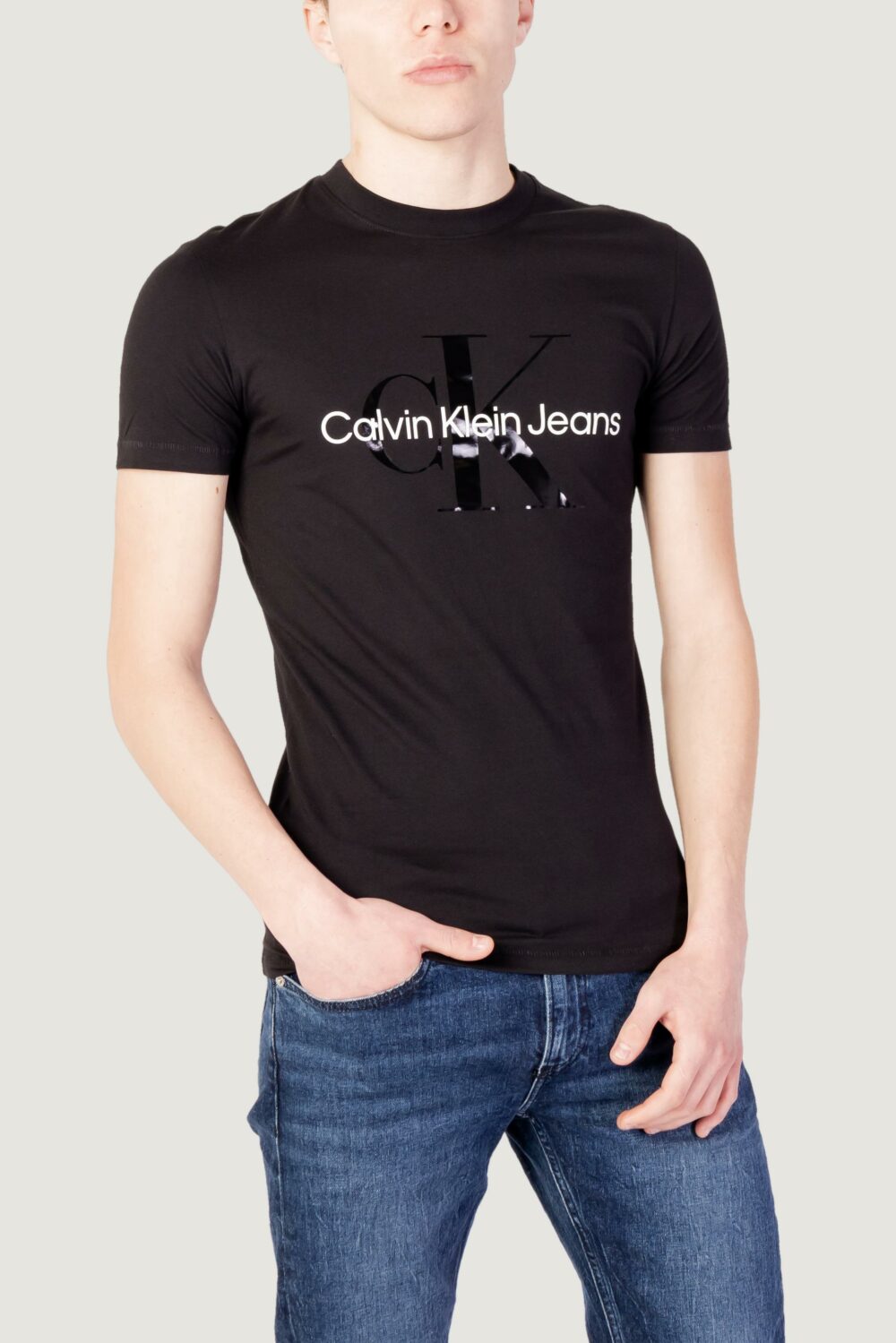 T-shirt Calvin Klein Jeans seasonal monologo te j30j3208060k6 Nero - Foto 1