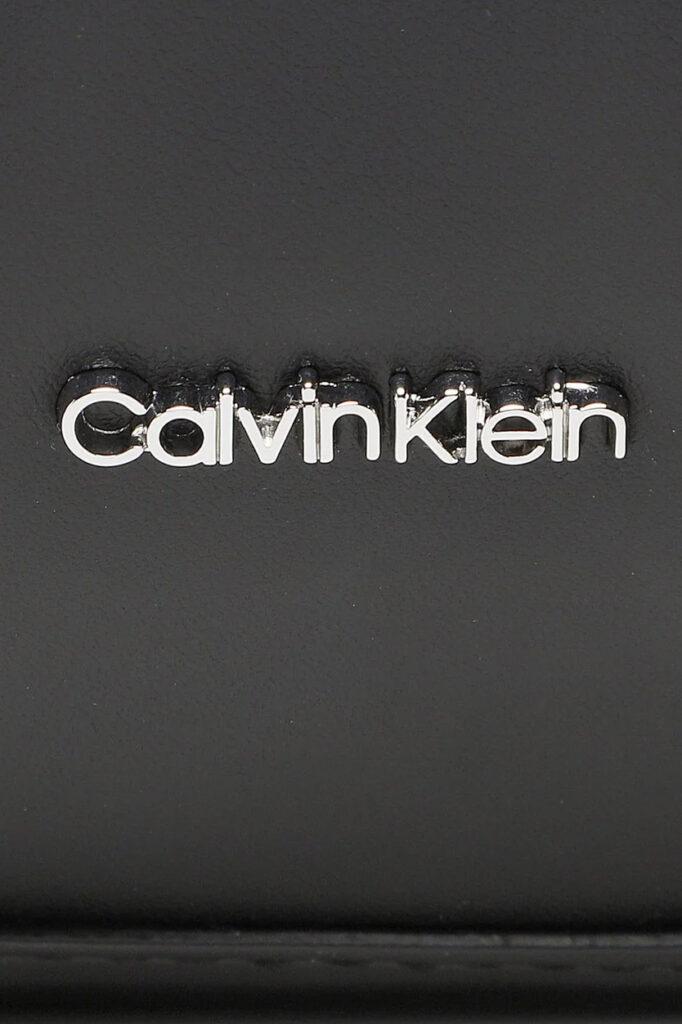 Borsa Calvin Klein soft cres shoulder bag md Nero