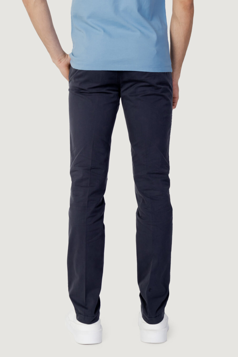 Pantaloni slim Blauer. tinta unita Blu - Foto 3