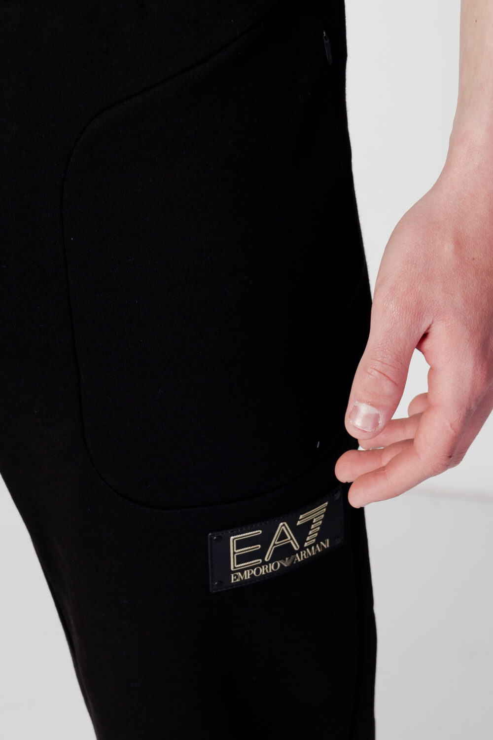 Pantaloni sportivi EA7 metallic logo Nero - Foto 3