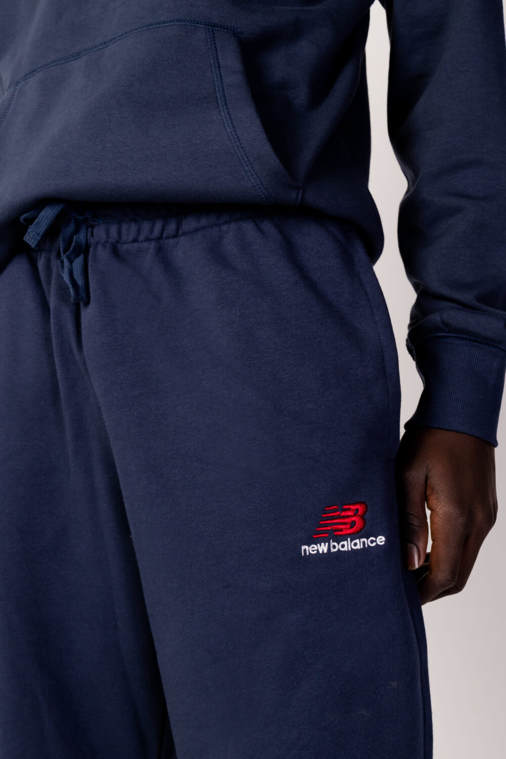 Pantaloni sportivi New Balance uni-ssentials french terry sweatpant Blu - Foto 4
