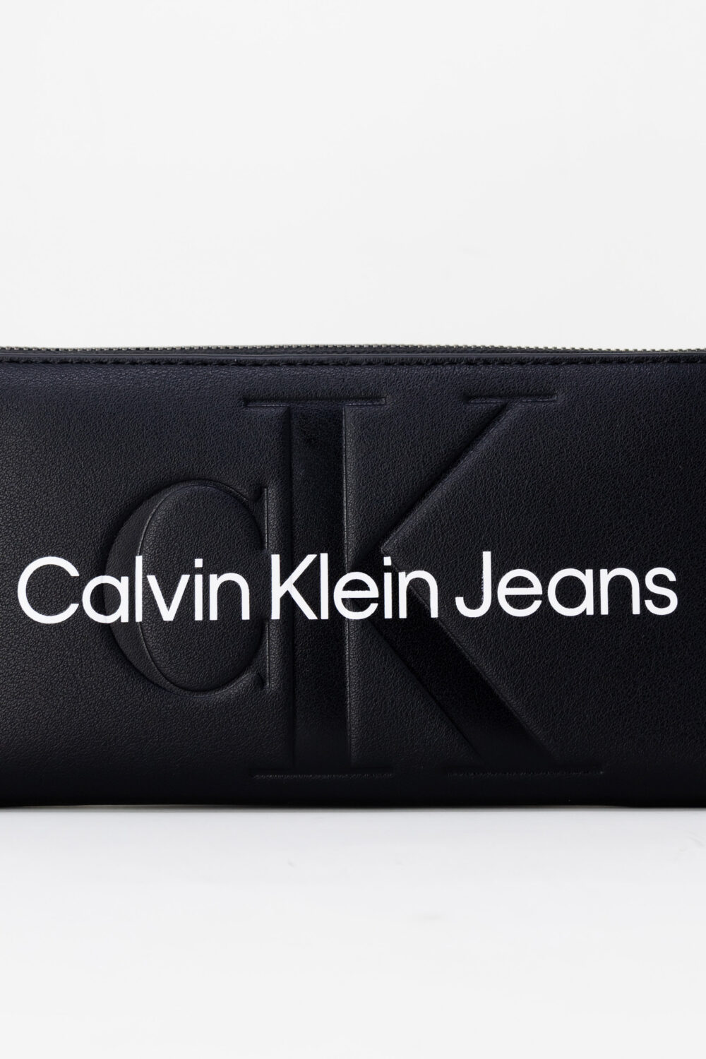 Portafoglio grande Calvin Klein Jeans sculpted zip around mono Nero - Foto 3