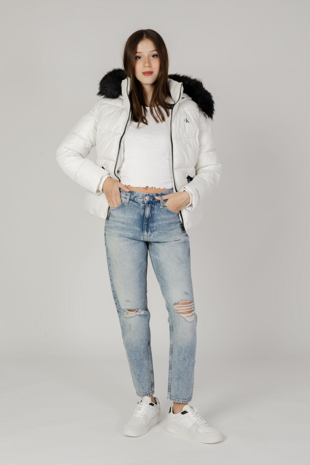 Piumino Calvin Klein Jeans faux fur hooded fitt Bianco - Foto 5