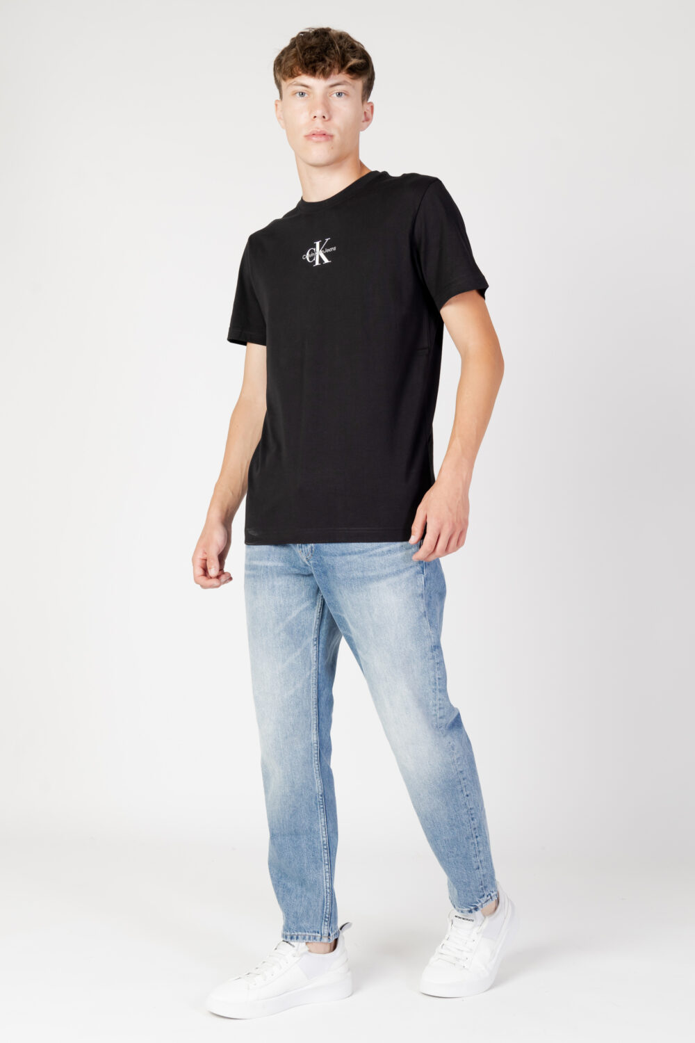 T-shirt Calvin Klein Jeans monologo regular Nero - Foto 5
