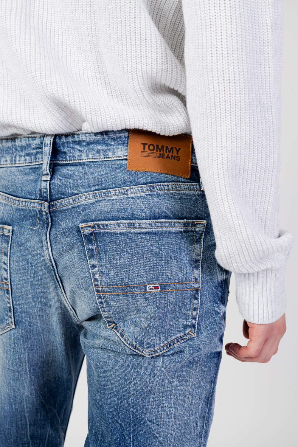 Jeans Tapered Tommy Hilfiger Jeans austin slim tprd dg2 Denim - Foto 4