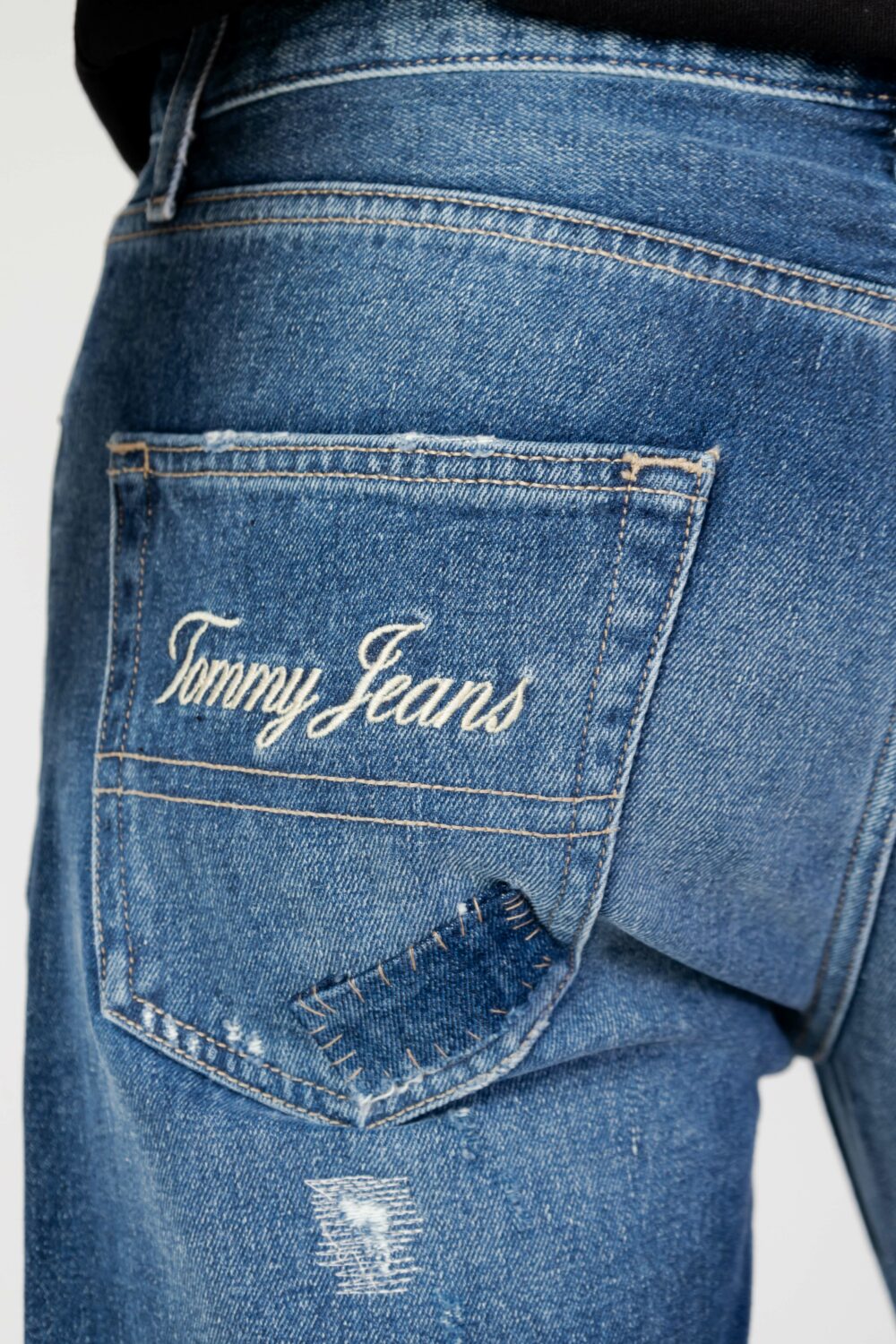 Jeans Tapered Tommy Hilfiger Jeans dad jean rglr tprd c Denim - Foto 7