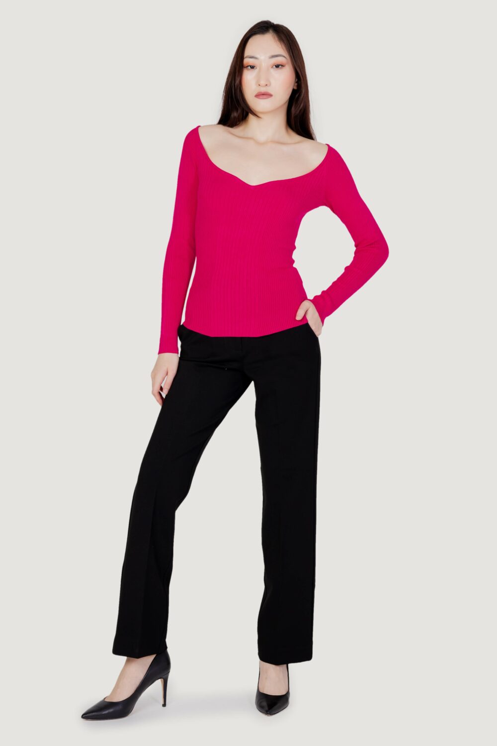 Maglia Guess ls lena Fuxia - Foto 4