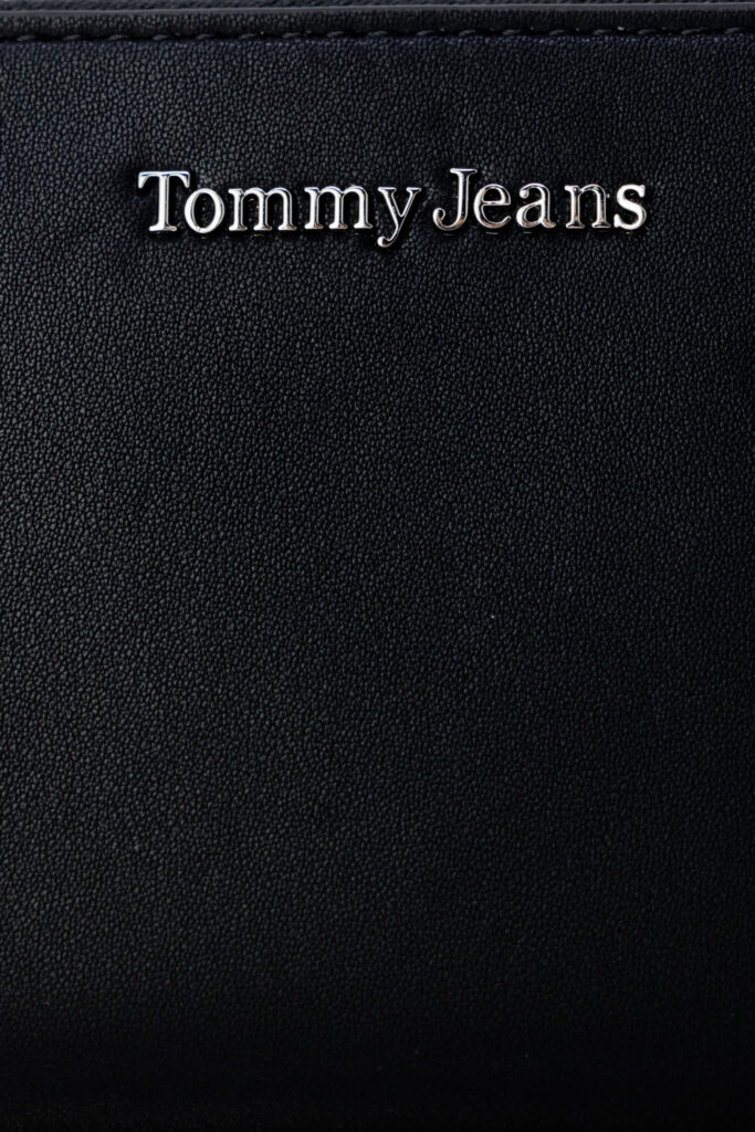 Portafoglio grande Tommy Hilfiger Jeans tjw city girl Nero