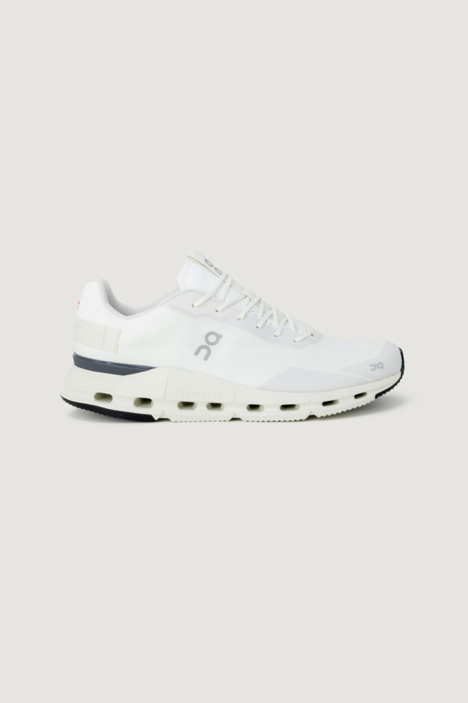 Sneakers On Running cloudnova form Bianco