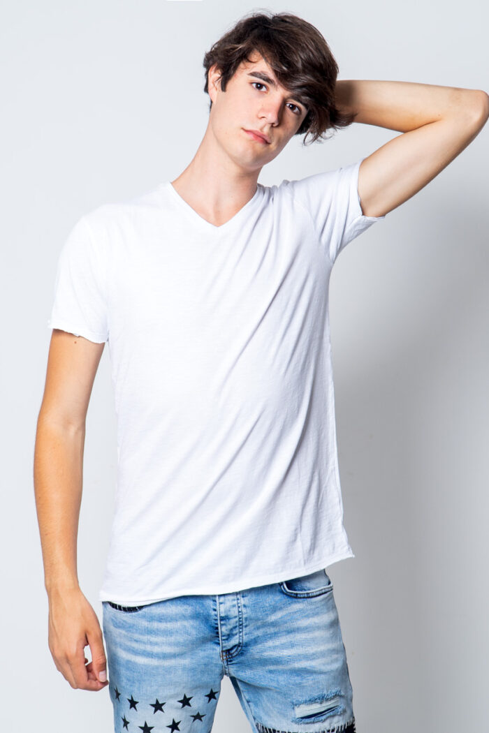 T-shirt Brian Brome tinta unita collo v basic Bianco