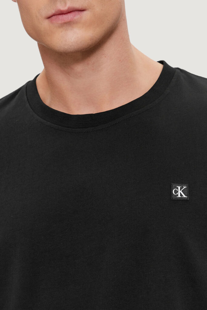 T-shirt Calvin Klein Jeans embro badge Nero