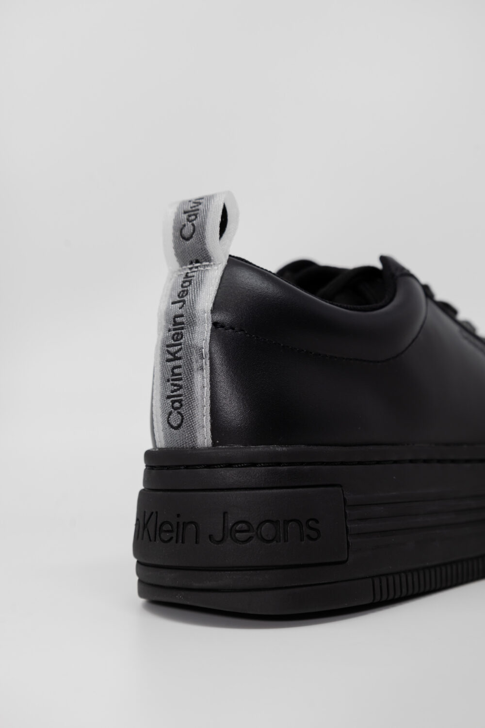 Sneakers Calvin Klein Jeans bold flatf low laceu Nero - Foto 6