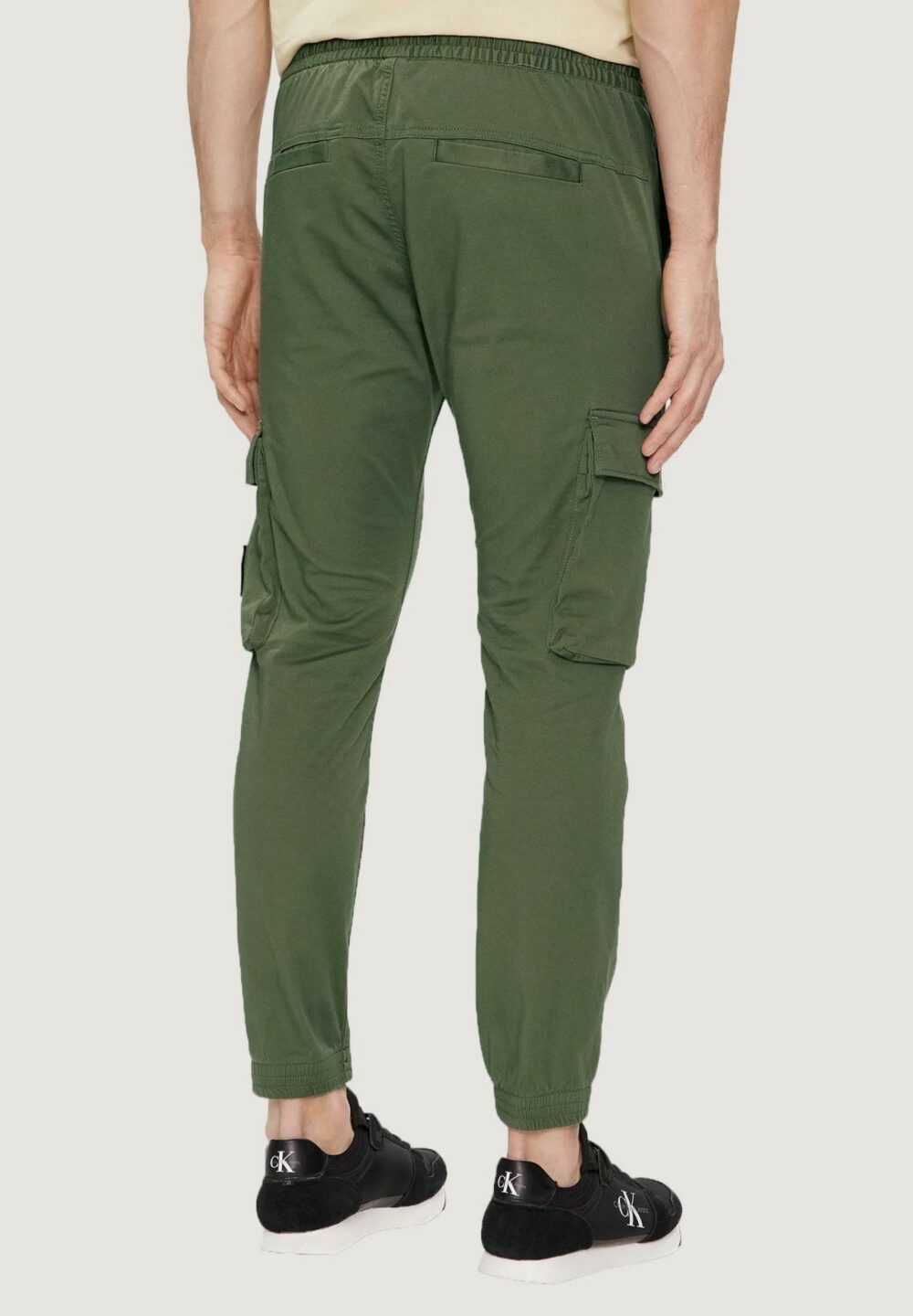 Pantaloni con cavallo basso Calvin Klein Jeans washed cargo Verde Oliva - Foto 3