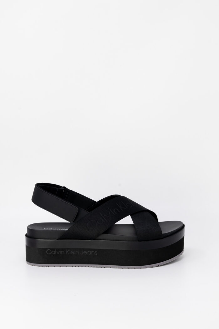 Sandali Calvin Klein Jeans flatform slin Nero