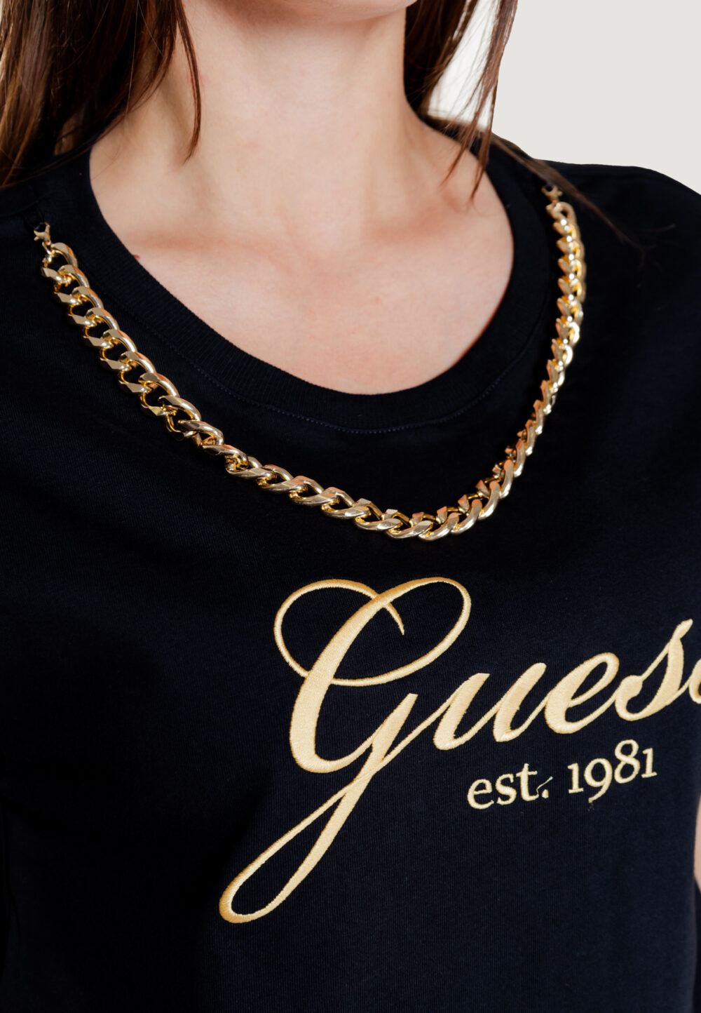 T-shirt Guess ss cn crystal logo Nero - Foto 2