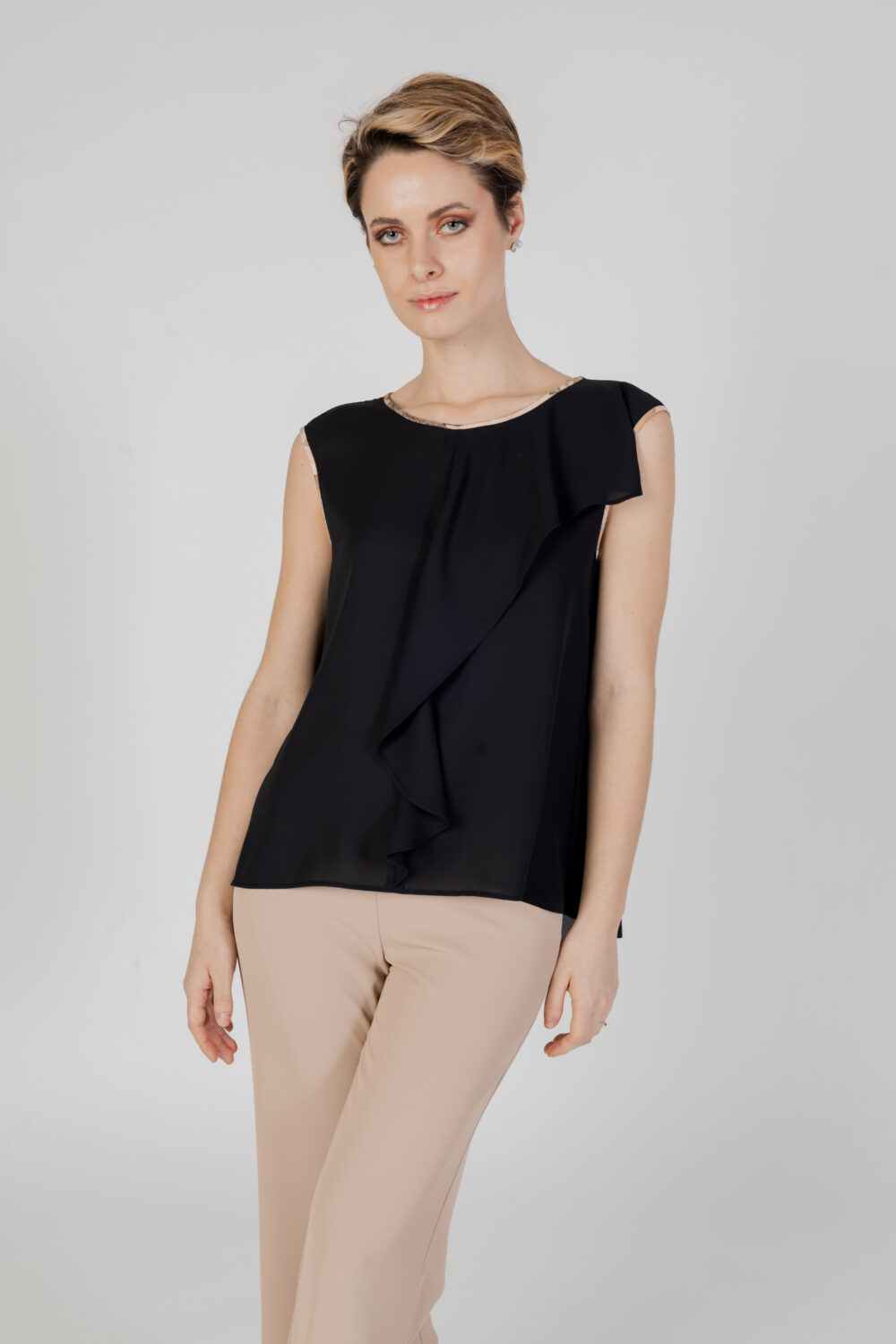 Blusa manica corta Alviero Martini Prima Classe Nero - Foto 1