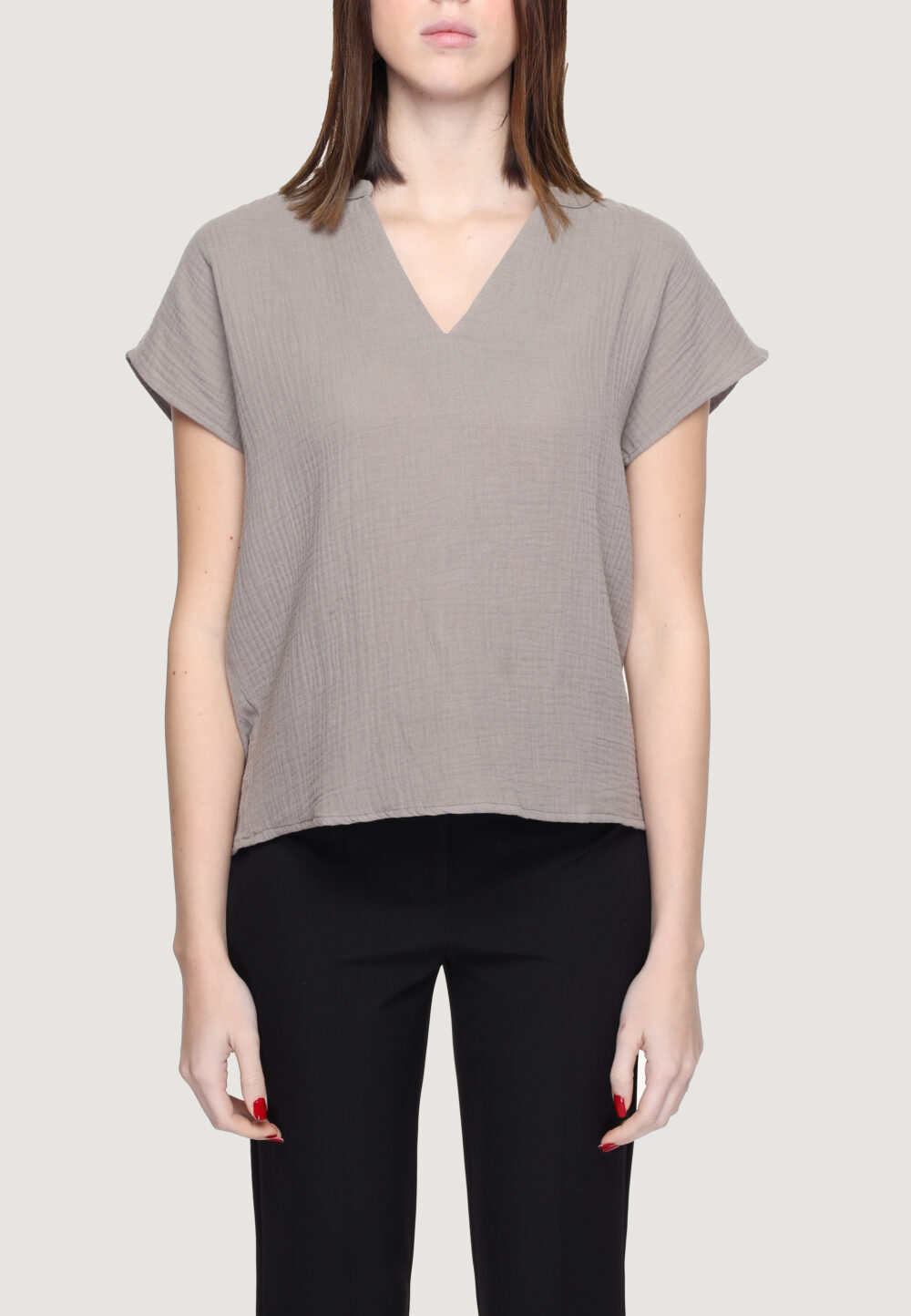 Blusa manica corta Jacqueline de Yong dytheis life s/s top wvn dia Taupe - Foto 1