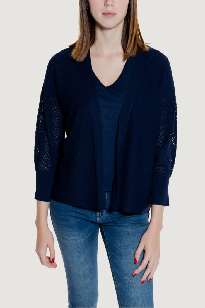 Cardigan Street One  Blu