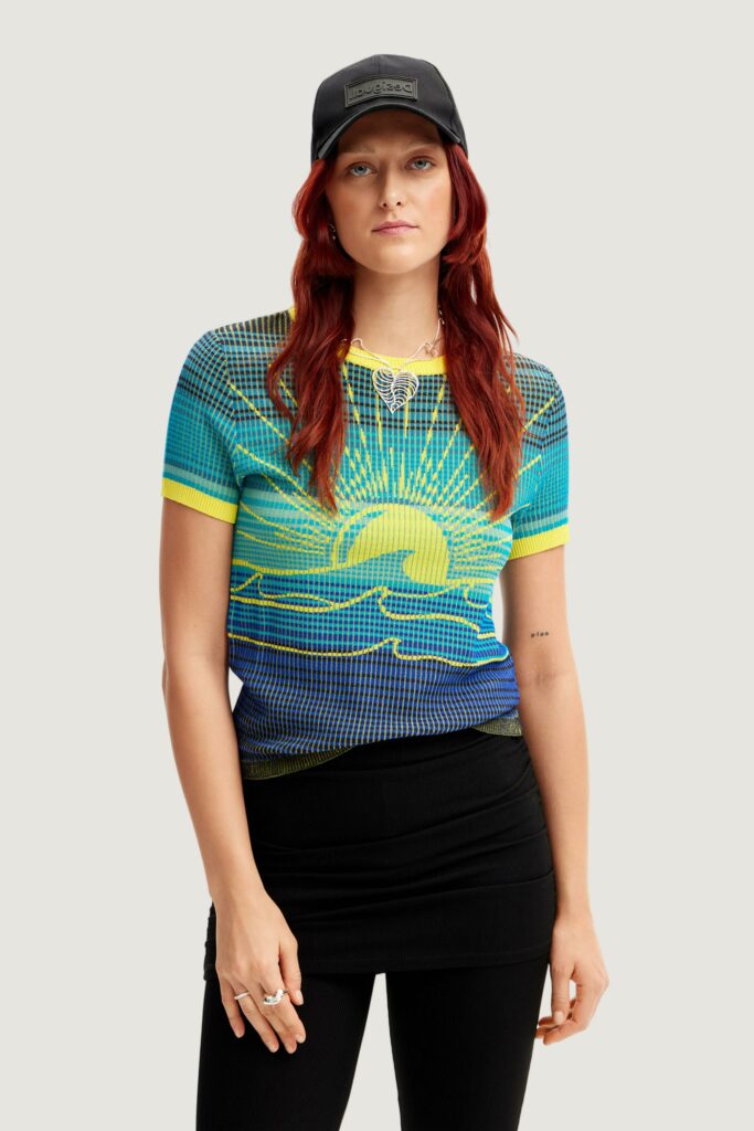 Maglia in filo manica corta Desigual sun Blu