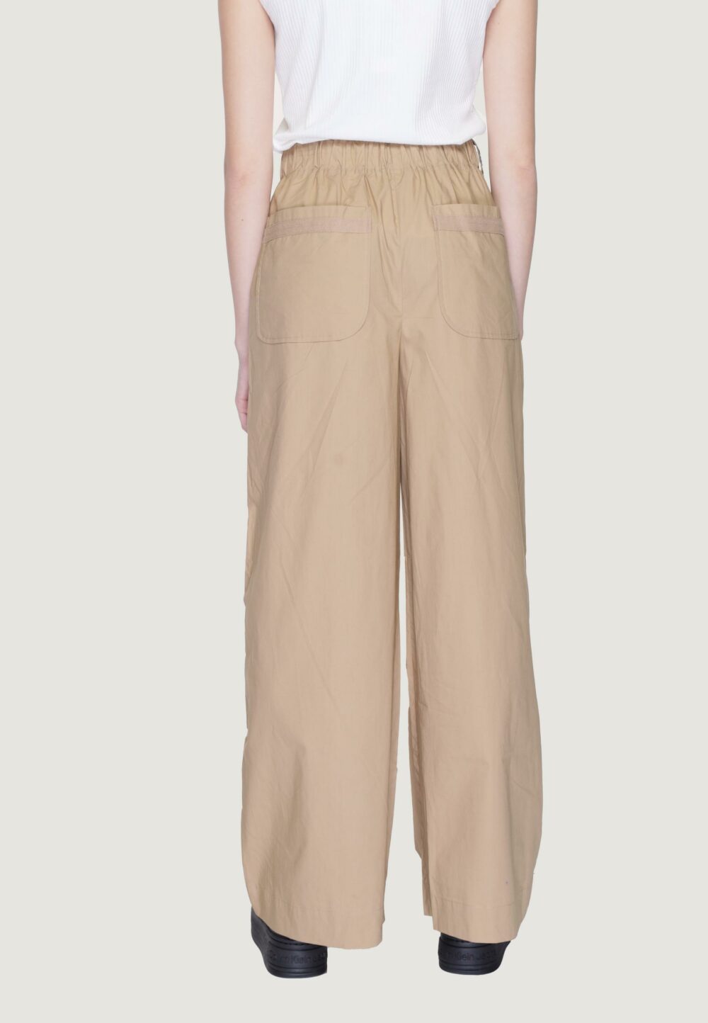 Pantaloni a palazzo Blauer. Beige - Foto 2