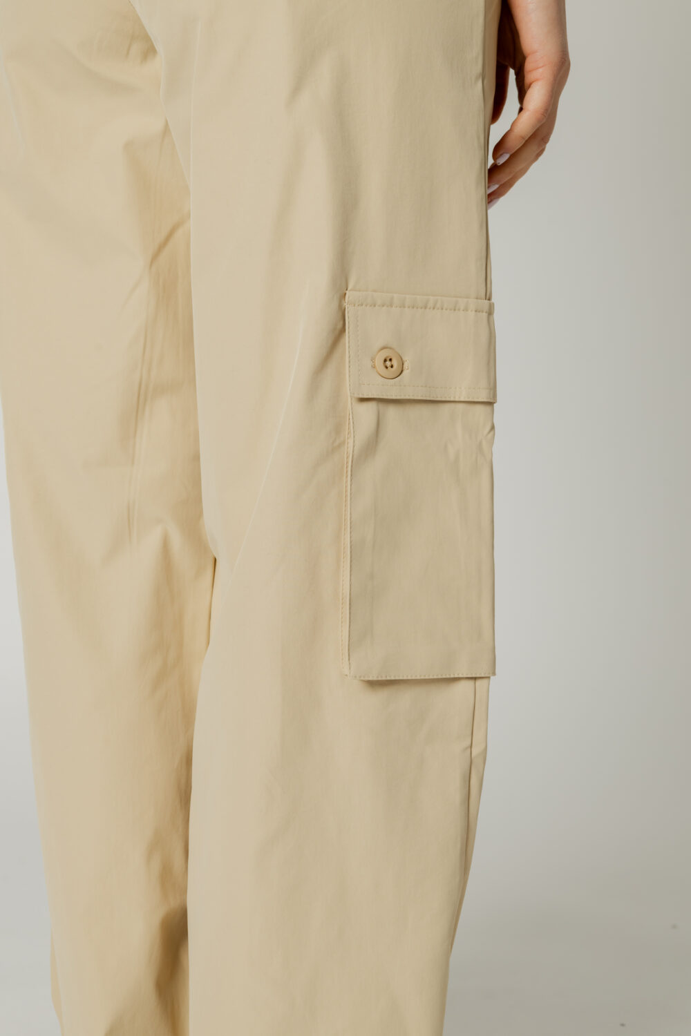 Pantaloni Only onlzely mw wide cargo Beige - Foto 4