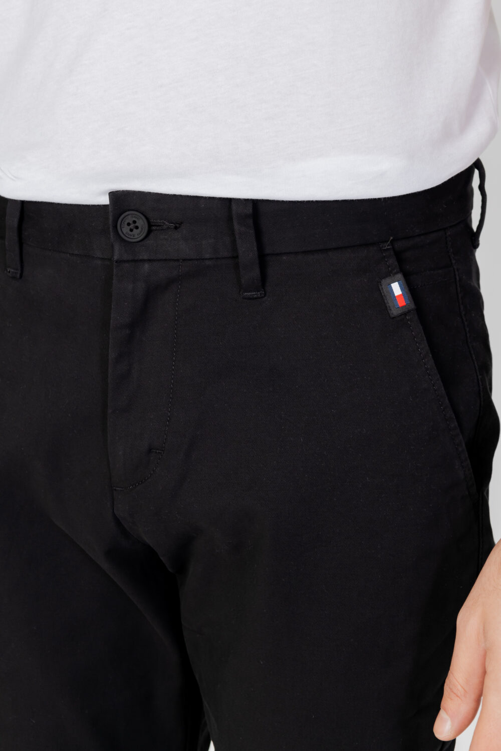 Pantaloni tapered Tommy Hilfiger Jeans austin chino Nero - Foto 2