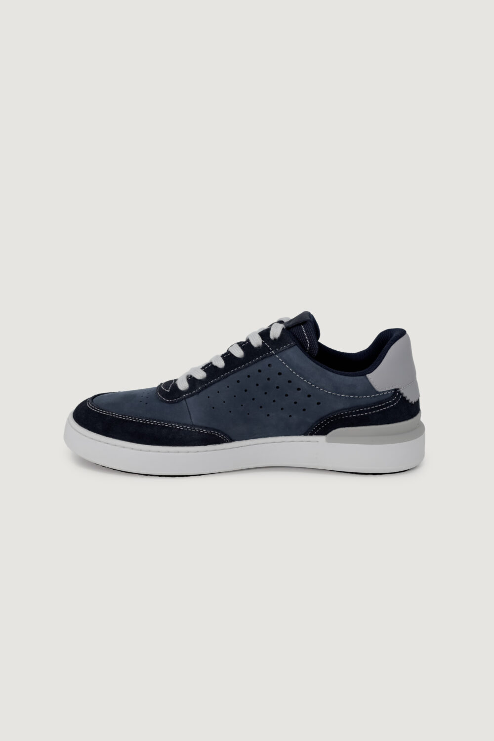 Scarpe eleganti Clarks courtliterun nubuk Blu - Foto 5