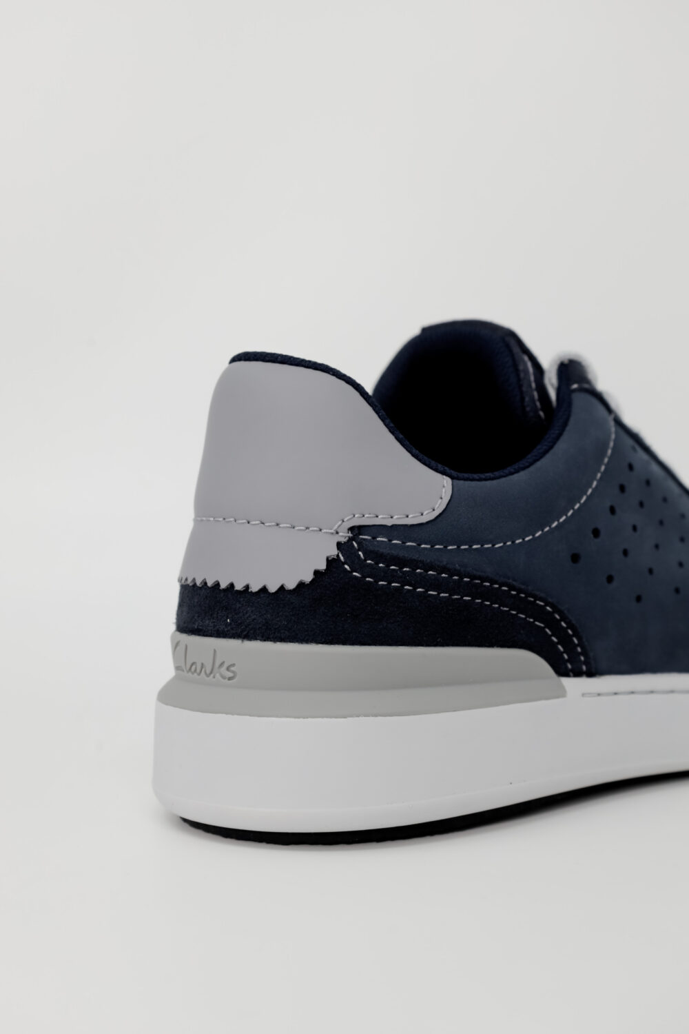 Scarpe eleganti Clarks courtliterun nubuk Blu - Foto 6