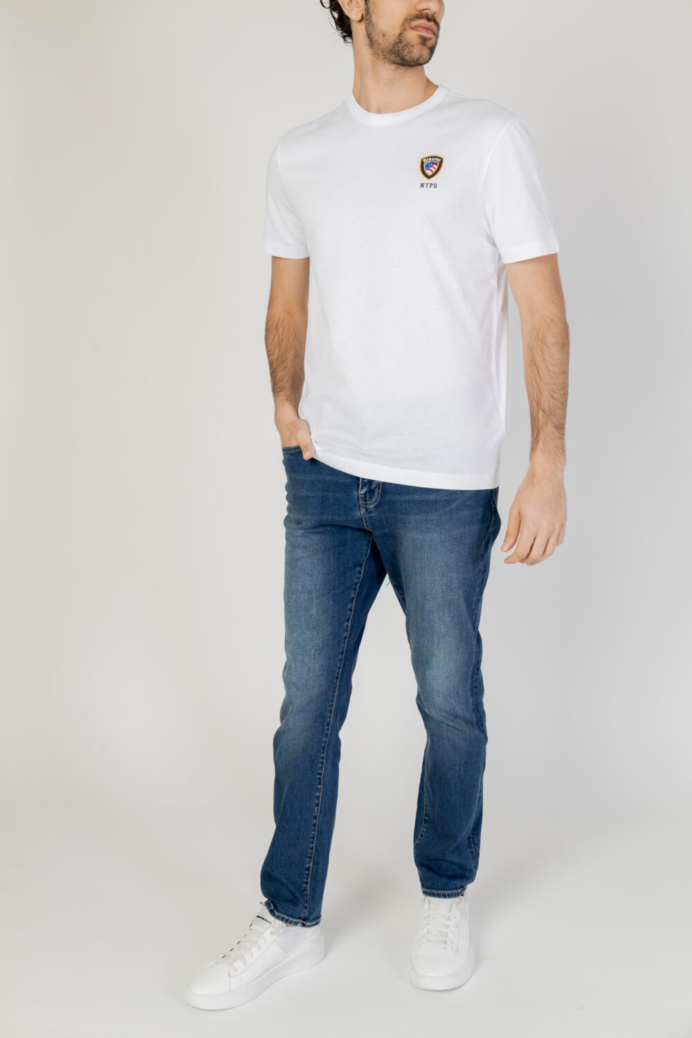 T-shirt Blauer. Bianco - Foto 4