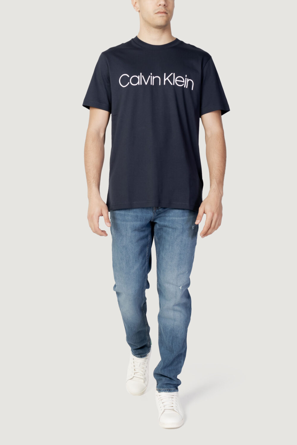 T-shirt Calvin Klein cotton front logo Blu - Foto 4