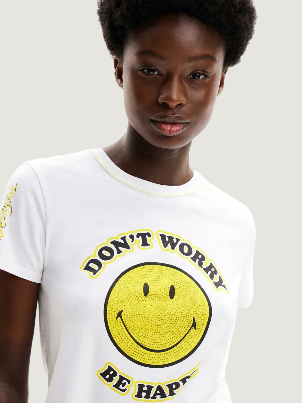 T-shirt Desigual more smiley Bianco - Foto 2