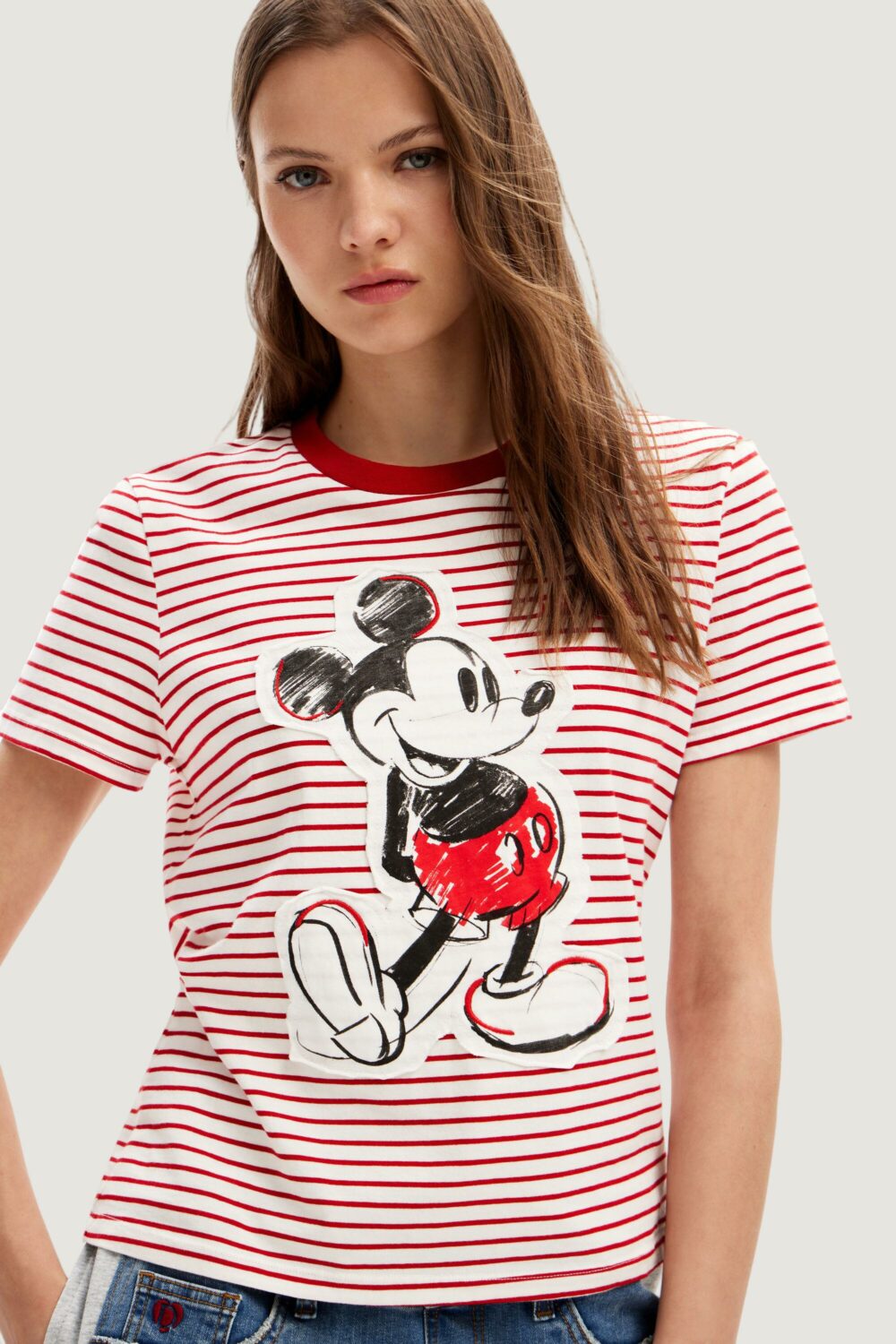 T-shirt Desigual mickey patch Rosso - Foto 2