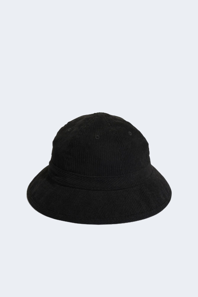 Berretto Adidas logo bucket Nero