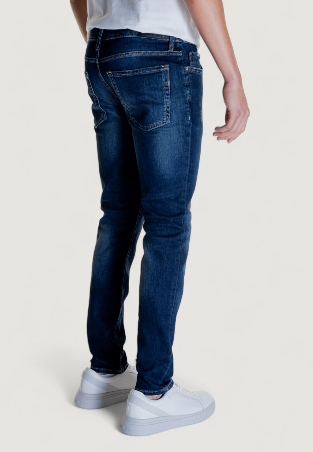 Jeans Tapered Antony Morato ozzyin vintage overdyed Denim - Foto 3