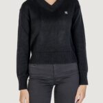 Maglione Calvin Klein Jeans ck embro badge v-neck Nero - Foto 1