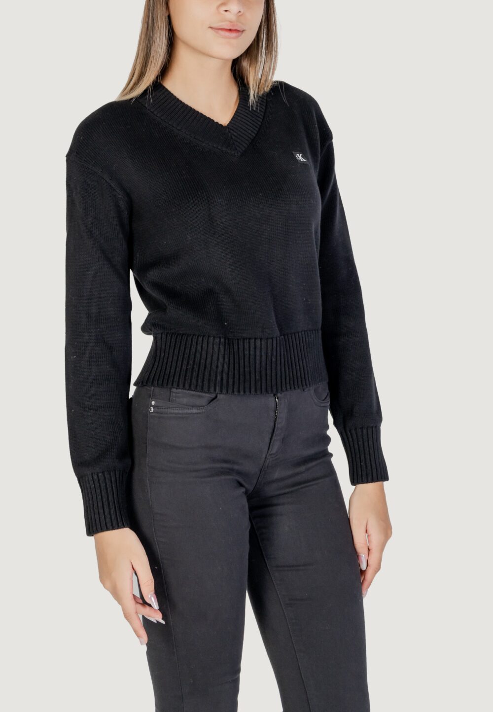 Maglione Calvin Klein Jeans ck embro badge v-neck Nero - Foto 3