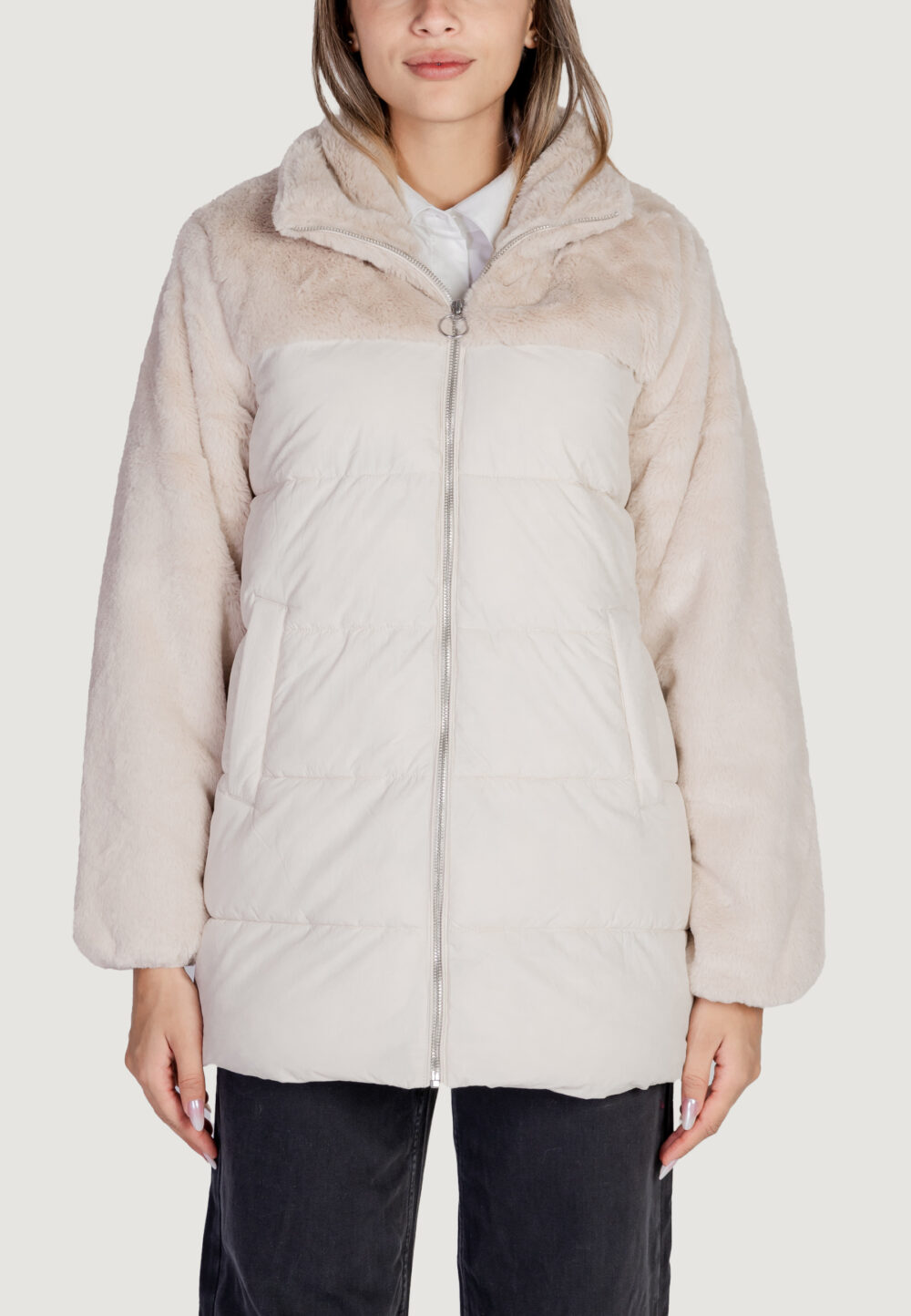 Piumino Only onlwanja fur puffer mix coat cc otw Beige chiaro - Foto 6