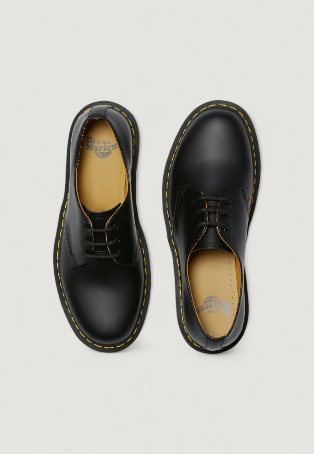 Scarpe basse Dr. Martens classic smooth 1461 Nero - Foto 3