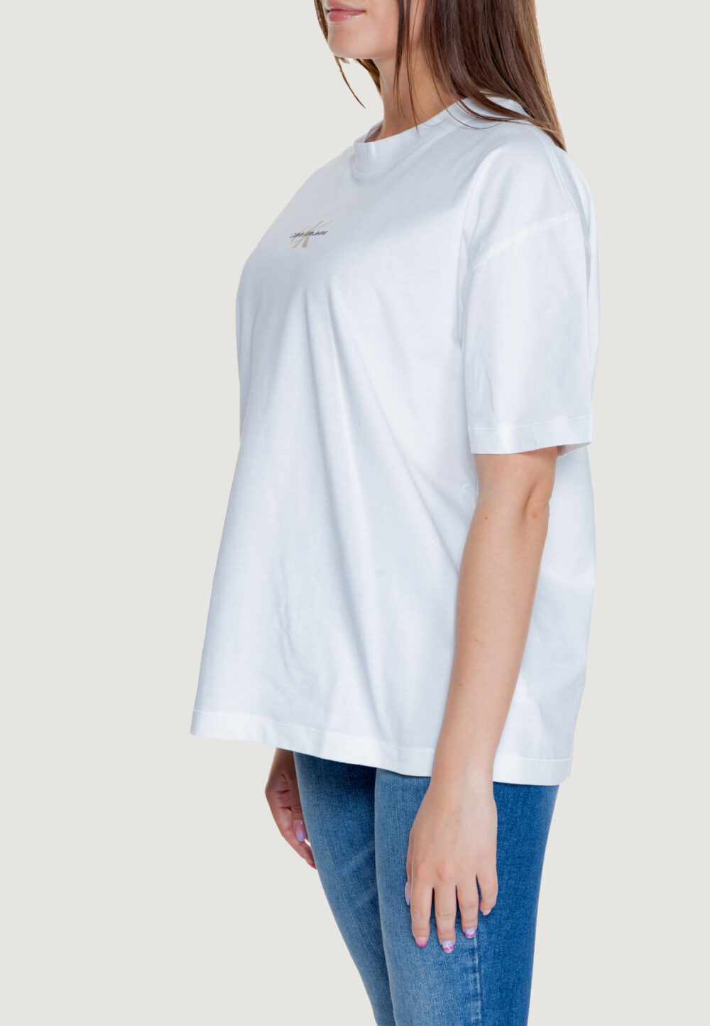 T-shirt Calvin Klein Jeans monologo boyfriend Bianco - Foto 4