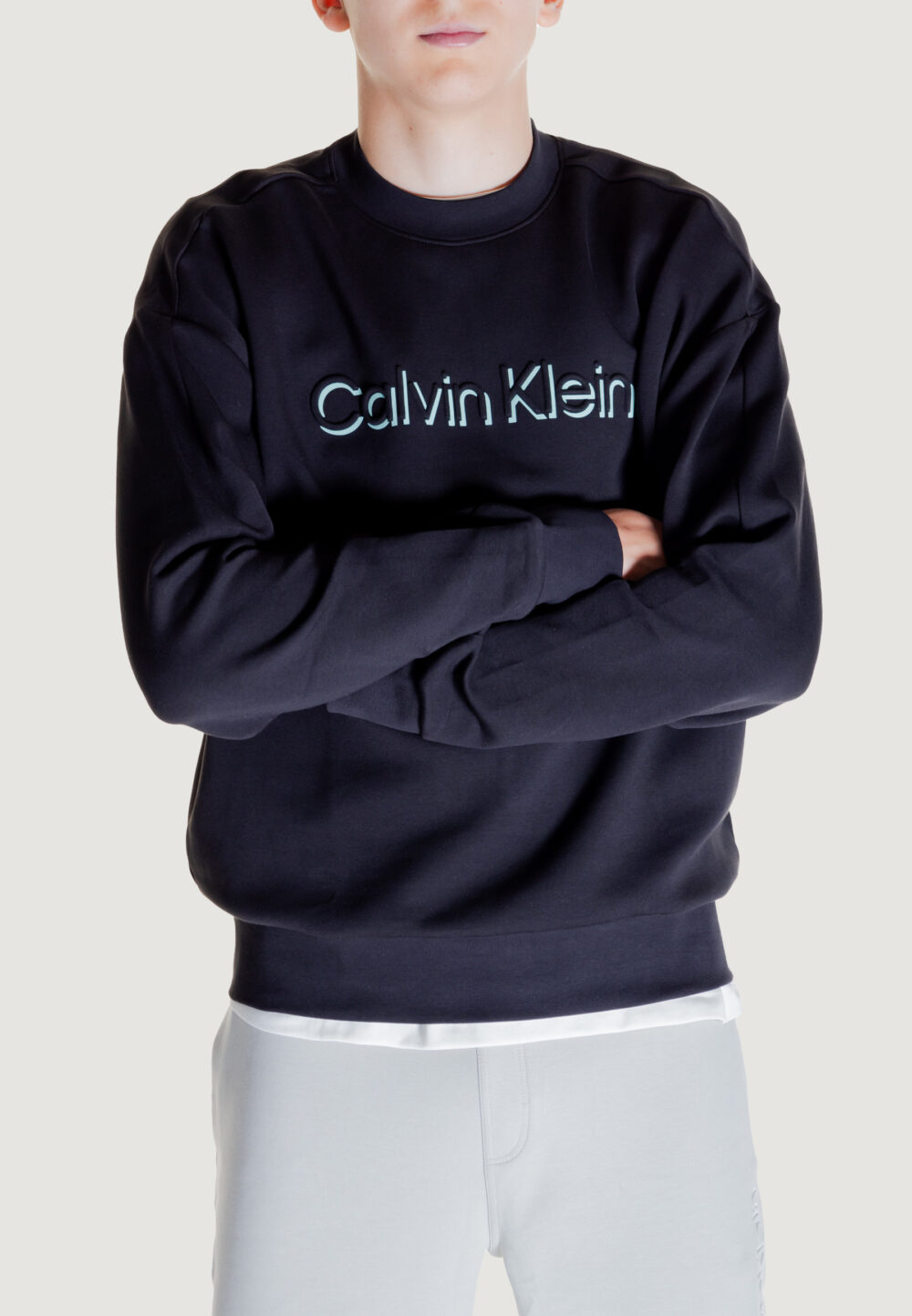 Felpa senza cappuccio Calvin Klein shadow embossed logo Nero - Foto 1