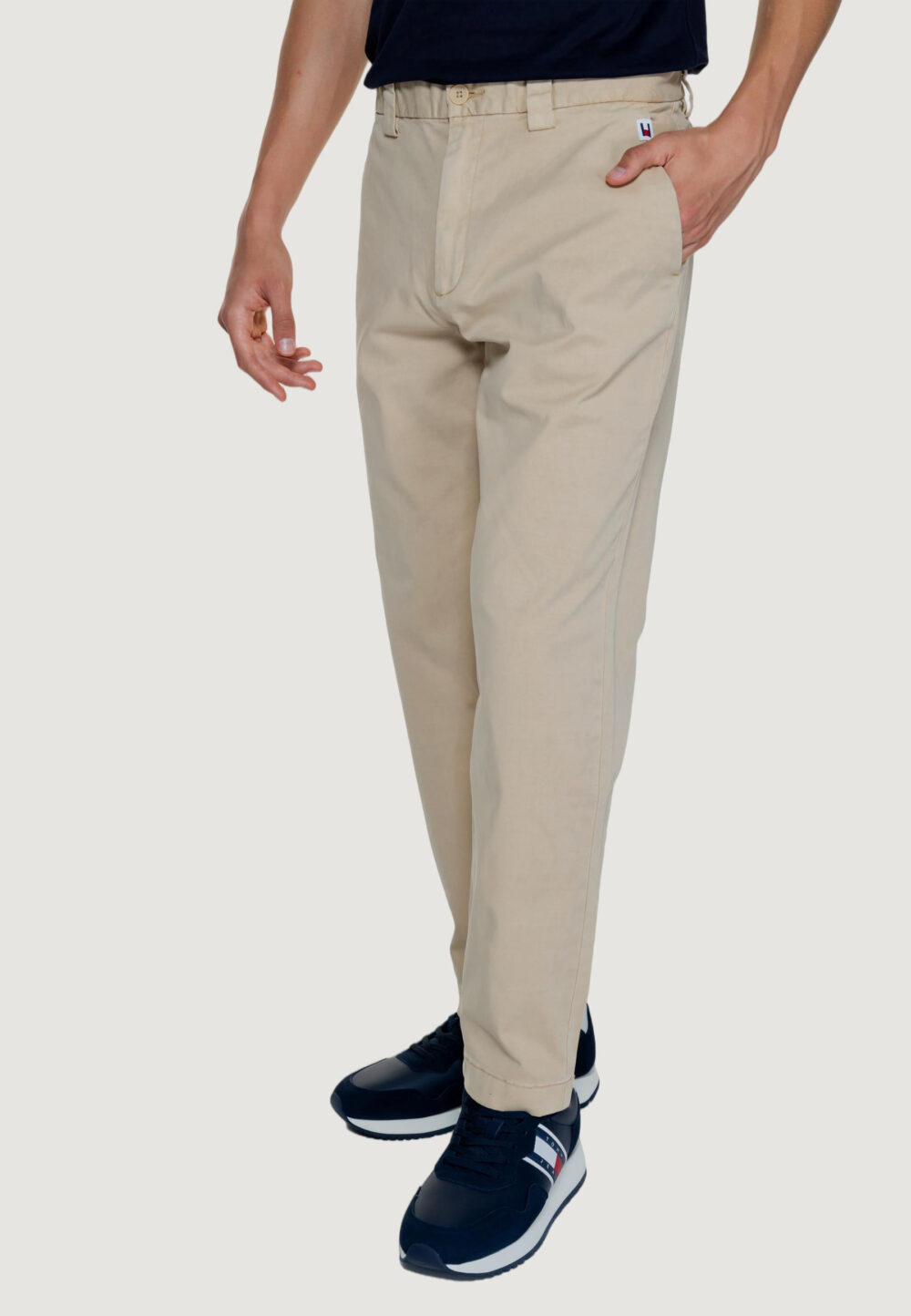 Pantaloni Tommy Hilfiger Jeans tjm dad lightweight Oro - Foto 5