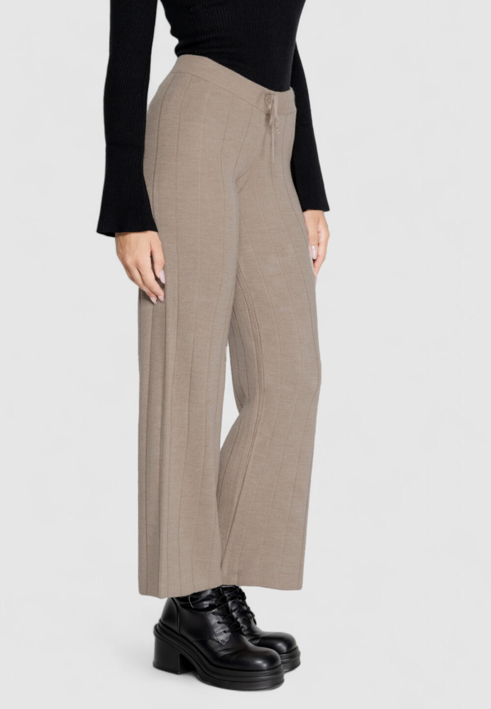 Pantaloni regular Only onltess mw pant knt Beige - Foto 4