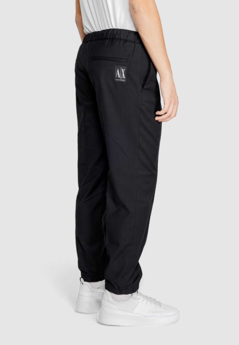 Pantaloni tapered Armani Exchange Nero - Foto 7