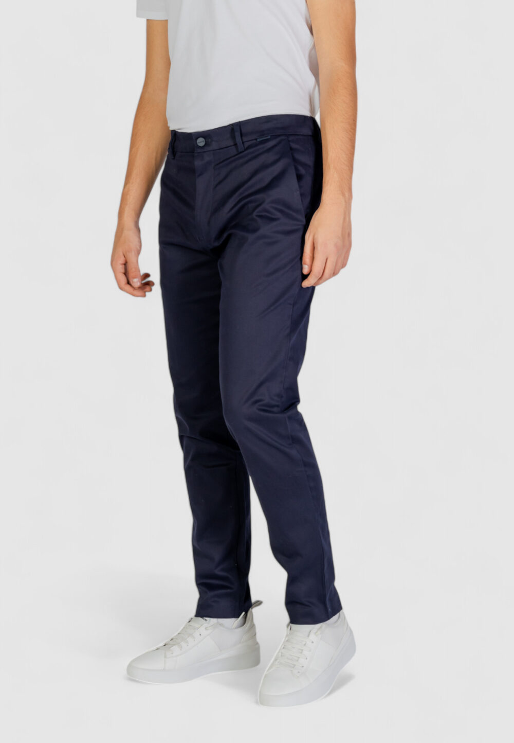 Pantaloni tapered Calvin Klein sateen stretch Blue scuro - Foto 5