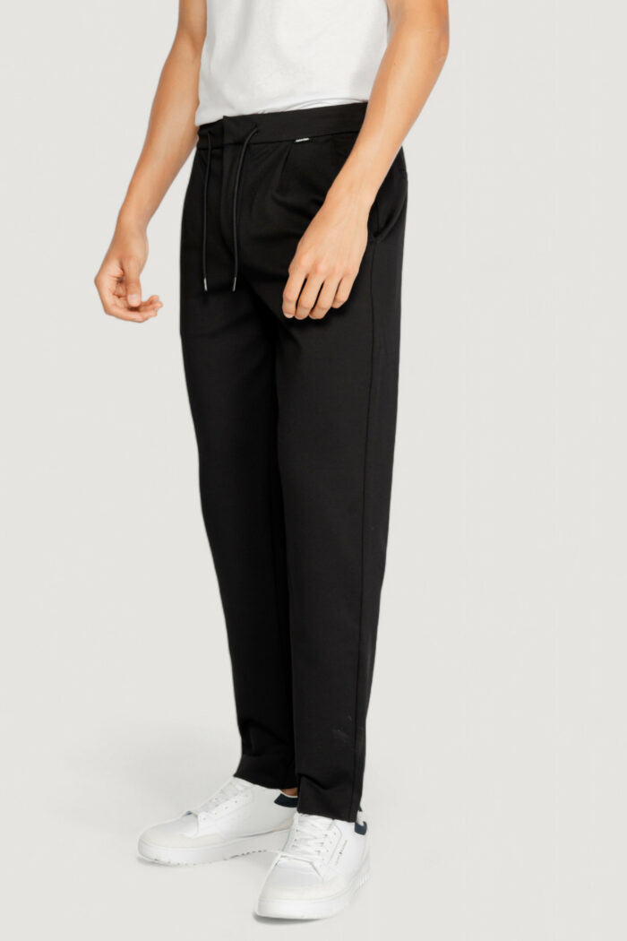 Pantaloni tapered Calvin Klein comfort knit Nero