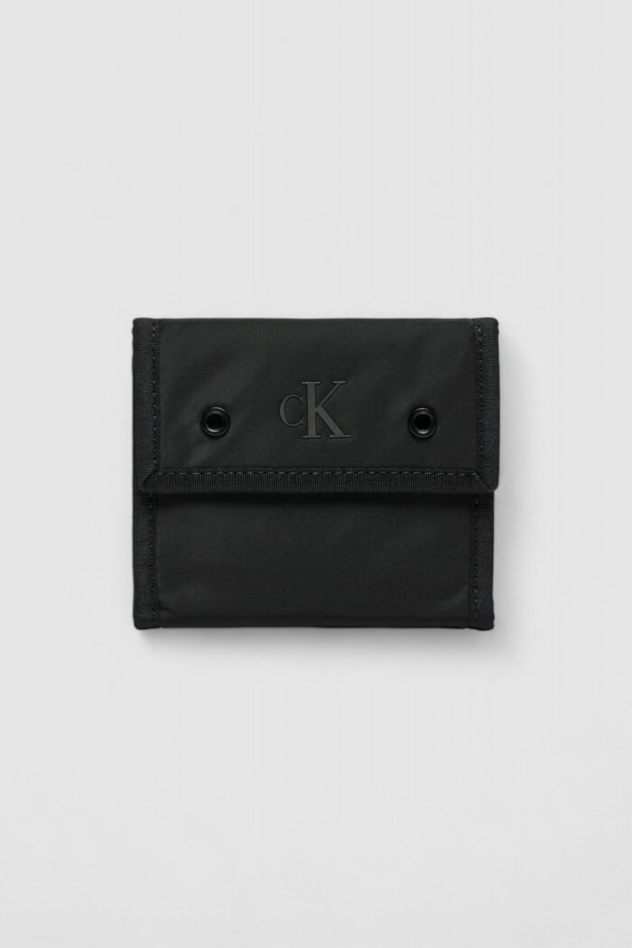 Portafoglio con portamonete Calvin Klein Jeans over webbing velcro wallet Nero