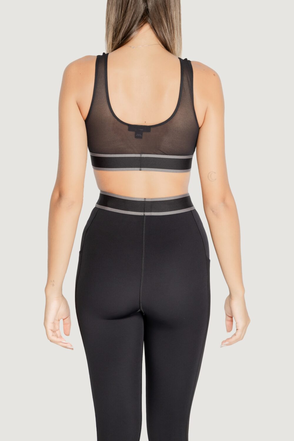 Reggiseno Calvin Klein Sport wo - sports bra Nero - Foto 4